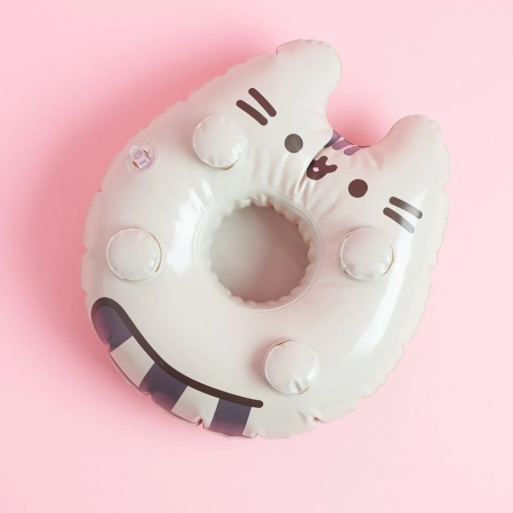 NWT Pusheen Drink Float